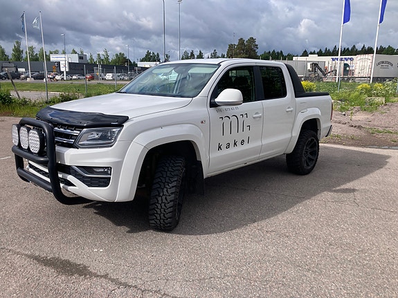 Volkswagen Amarok 2 of 5