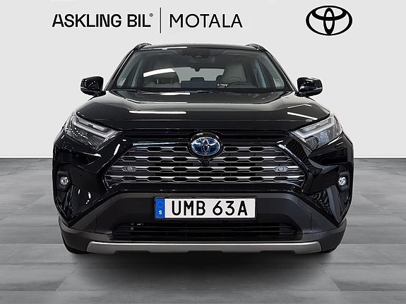 Toyota RAV4 6 of 11