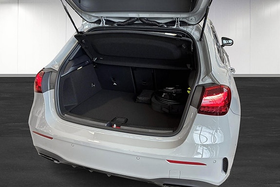 Mercedes-Benz A250 e 13 of 13