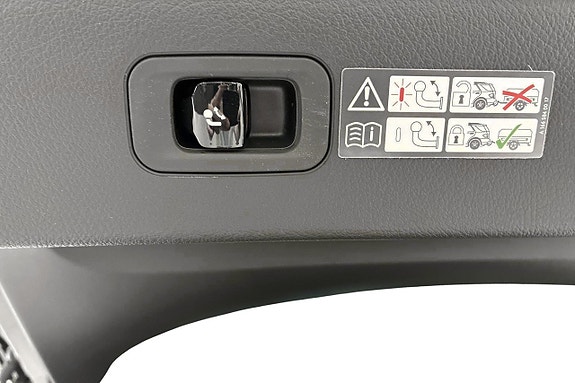 Mercedes-Benz EQS350 18 of 18