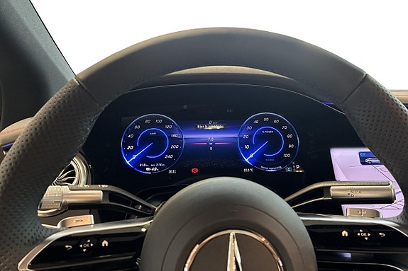Mercedes-Benz EQS350 7 of 18