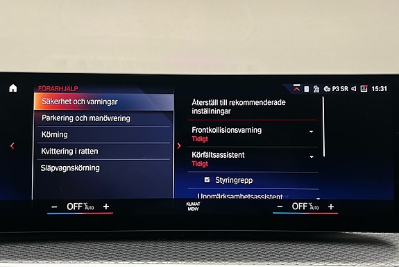 BMW i4 20 of 26