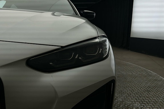 BMW i4 11 of 26