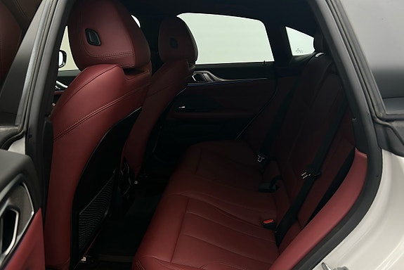 BMW i4 13 of 26
