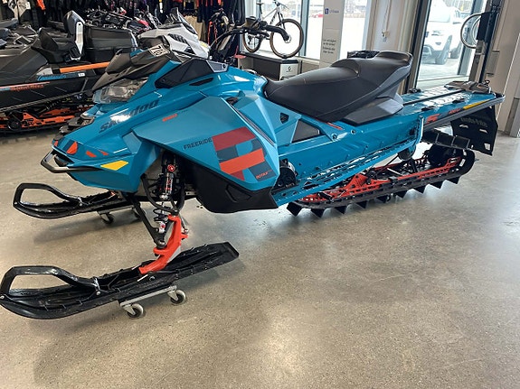 Ski-Doo Freeride 154" 850 E-TEC SHOT 2019 4 of 5