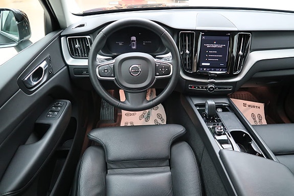 Volvo XC60 4 of 5