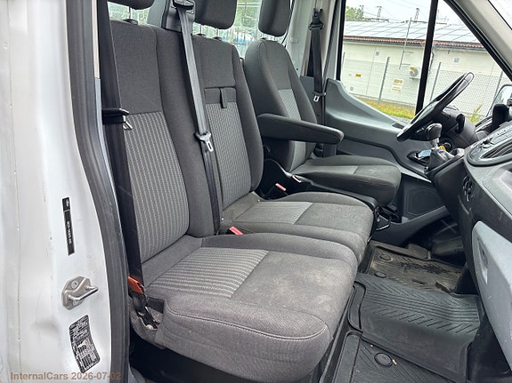 Ford Transit 23 of 26