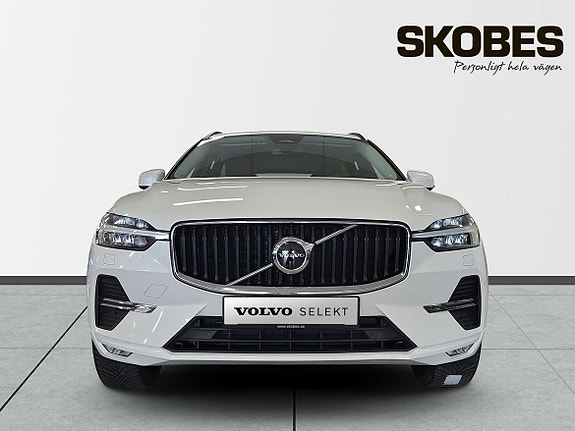 Volvo XC60 2 of 5