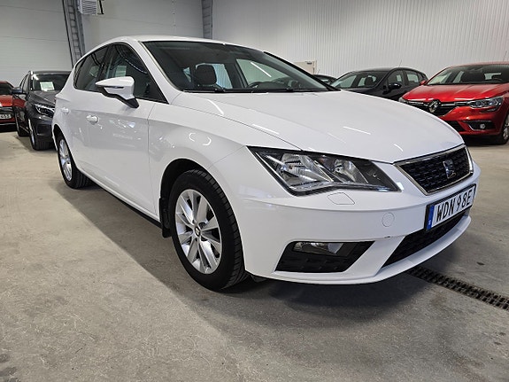 Seat Leon 2 of 5