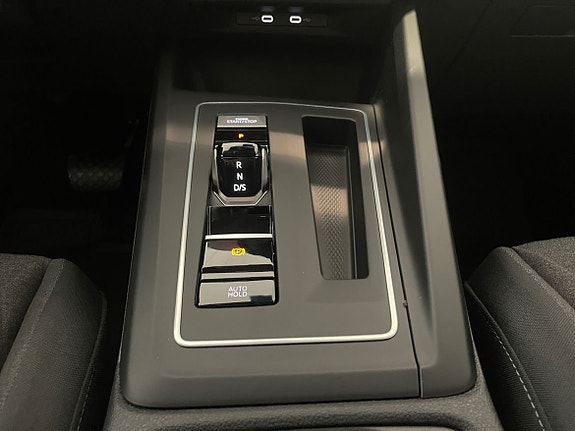 Volkswagen Golf I 11 of 19