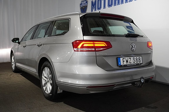 Volkswagen Passat 3 of 5