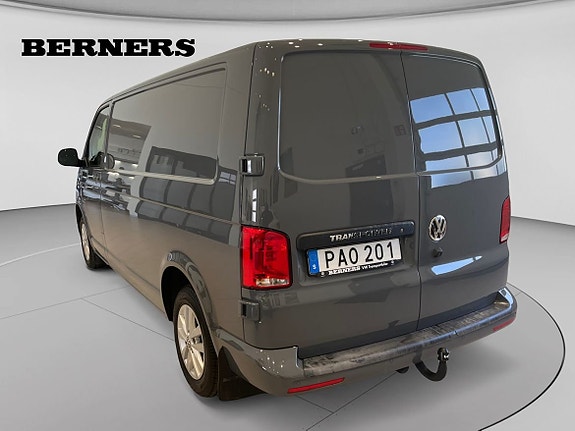 Volkswagen Transporter 3 of 5