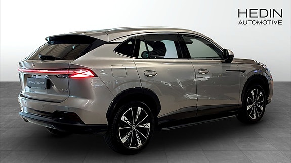 MG HS 2 of 5