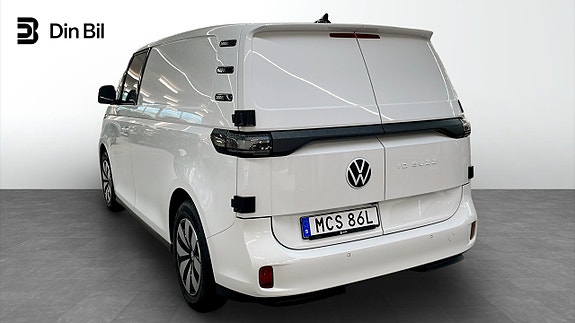 Volkswagen ID. Buzz 3 of 5