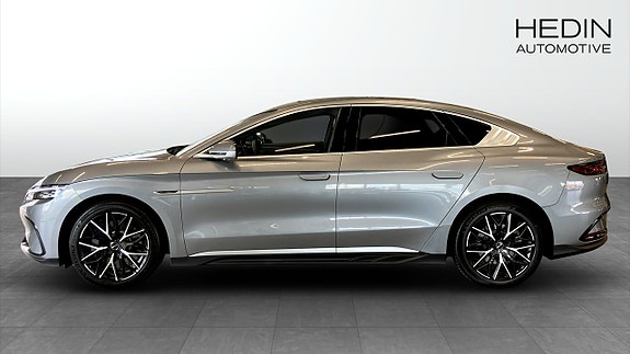 BYD Han 6 of 8