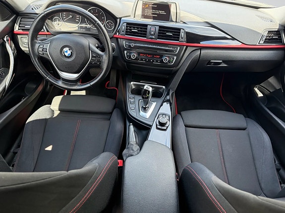 BMW 320d 16 of 23