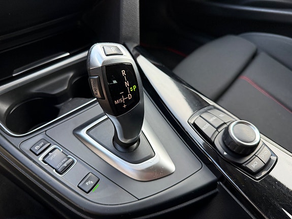 BMW 320d 11 of 23