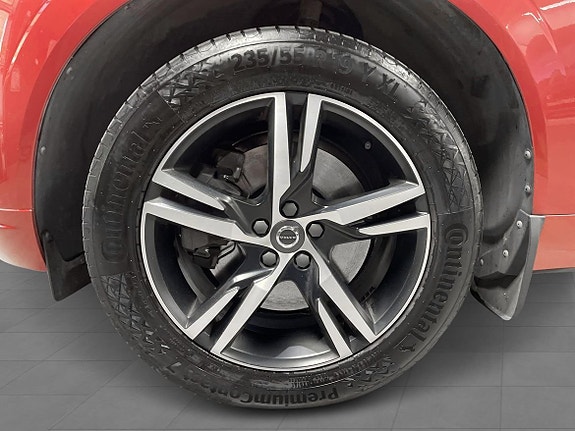 Volvo XC60 9 of 28