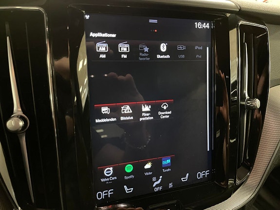 Volvo XC60 19 of 28
