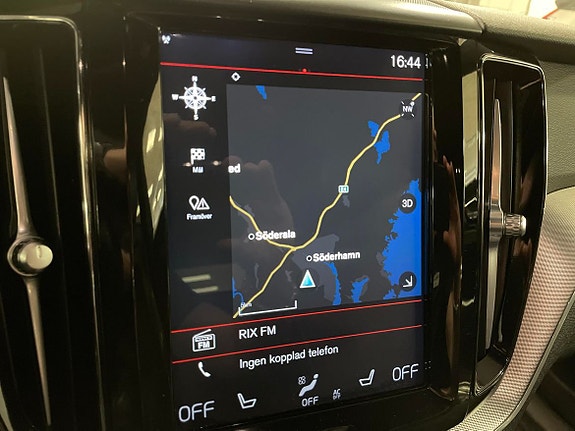 Volvo XC60 17 of 28