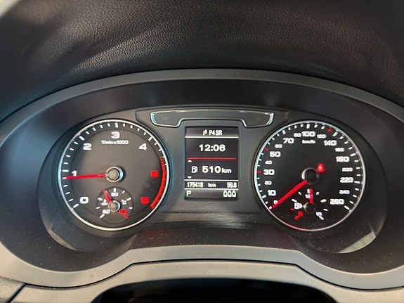 Audi Q3 11 of 23