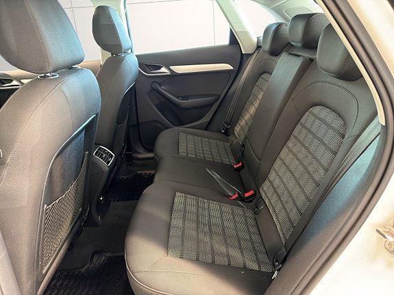 Audi Q3 20 of 23