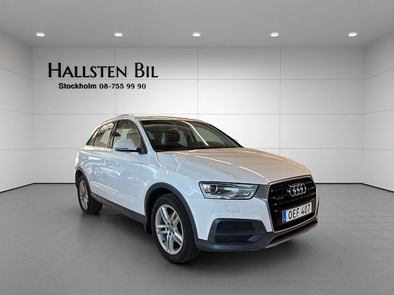 Audi Q3 3 of 23
