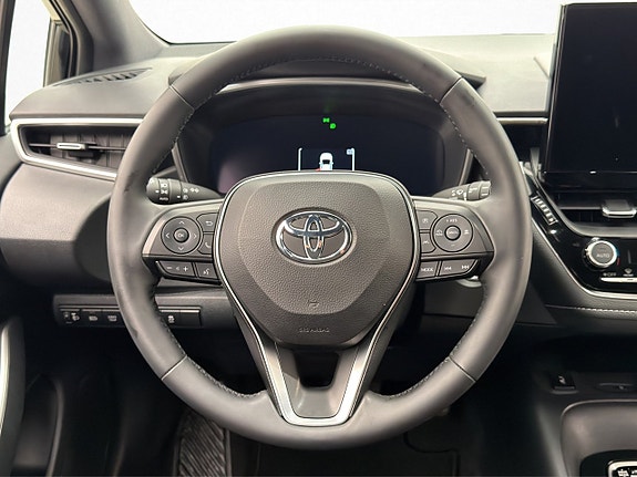 Toyota Corolla 17 of 28