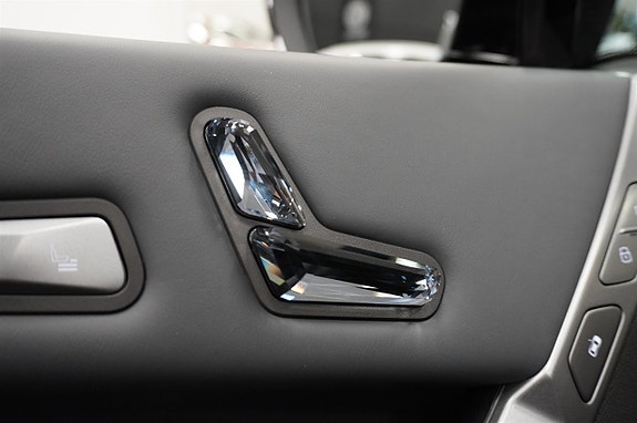 BMW iX 6 of 22