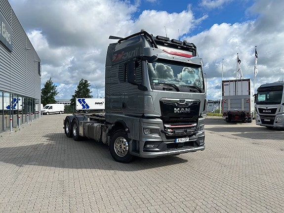 MAN TGX 35.640 6x4-4 lastväxlare 2 of 5