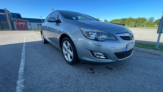 Opel Astra 3 of 5