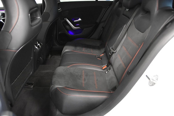 Mercedes-Benz CLA35 16 of 26
