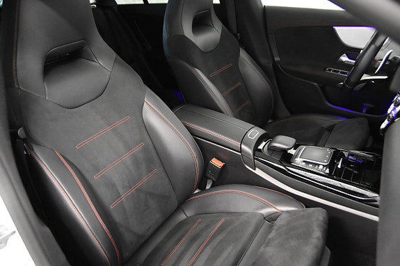Mercedes-Benz CLA35 22 of 26