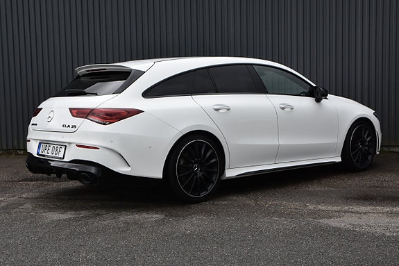 Mercedes-Benz CLA35 2 of 5