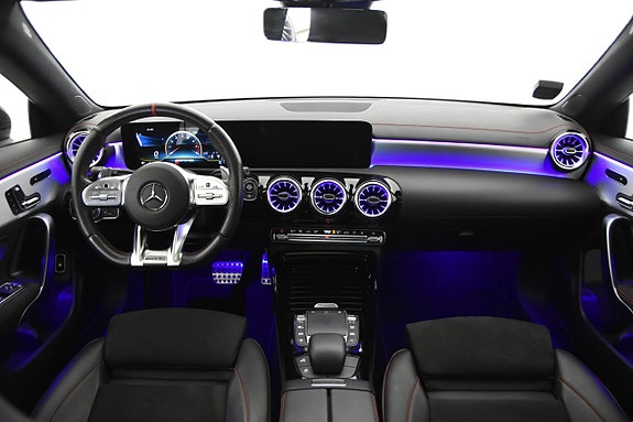 Mercedes-Benz CLA35 15 of 26