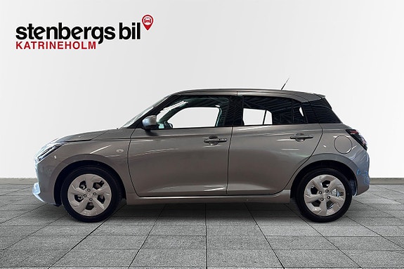 Suzuki Swift 3 of 5