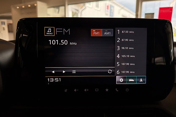 Suzuki Swift 16 of 18