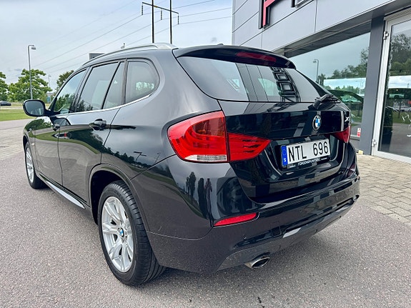 BMW X1 3 of 5