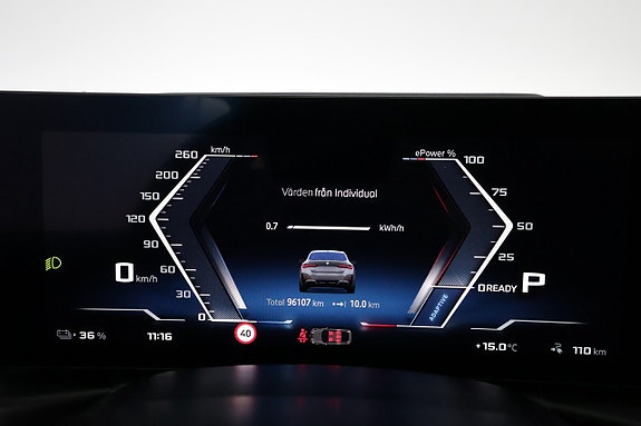 BMW i4 19 of 30