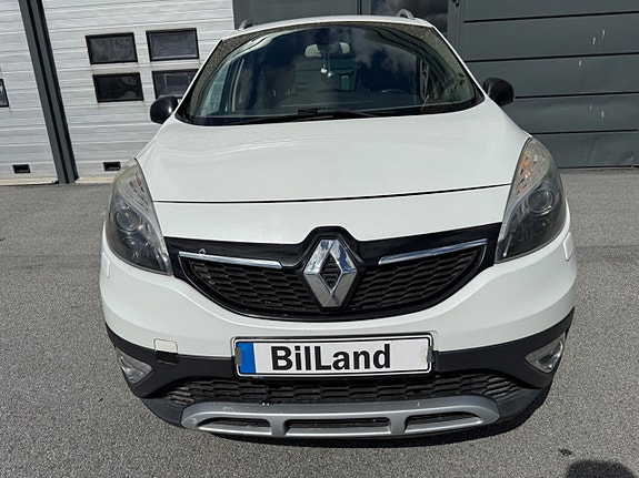 Renault Scenic XMod 2 of 5
