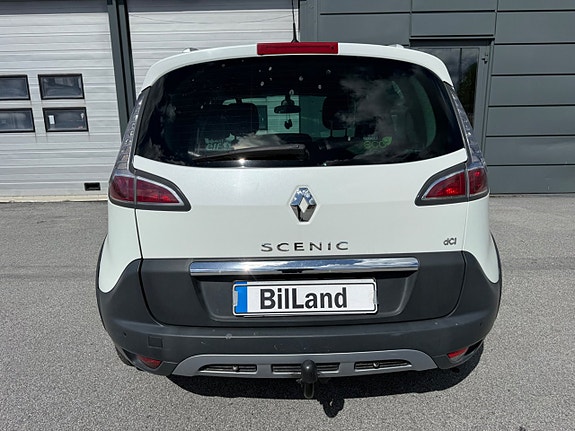 Renault Scenic XMod 5 of 5