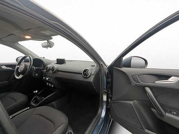 Audi A1 10 of 29