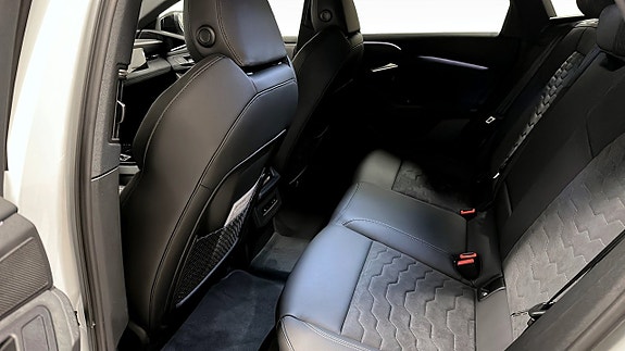 Audi A6 12 of 15