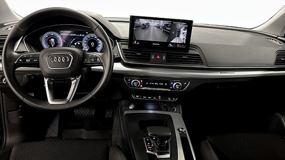 Audi Q5 10 of 18