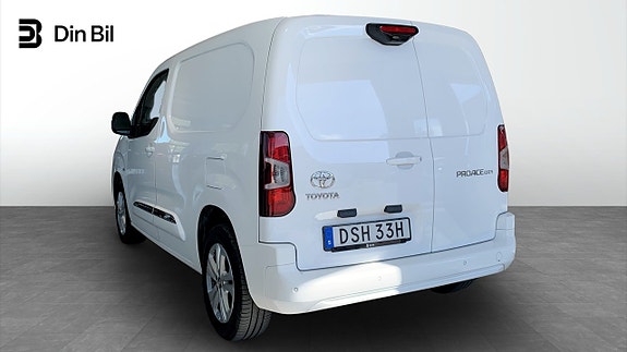 Toyota Proace City 3 of 5