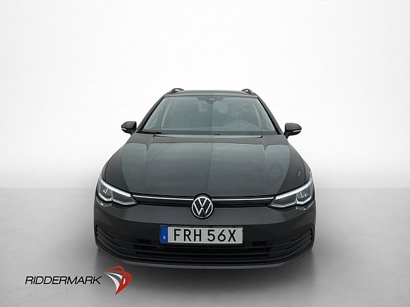 Volkswagen Golf VIII 2 of 27