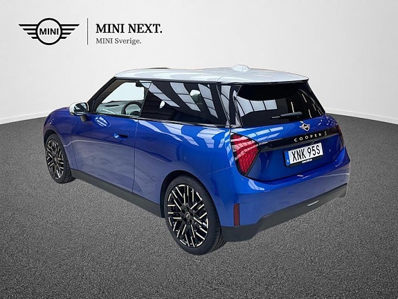 MINI Cooper SE 4 of 15