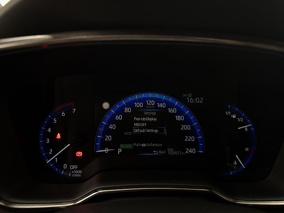 Toyota Corolla 15 of 28