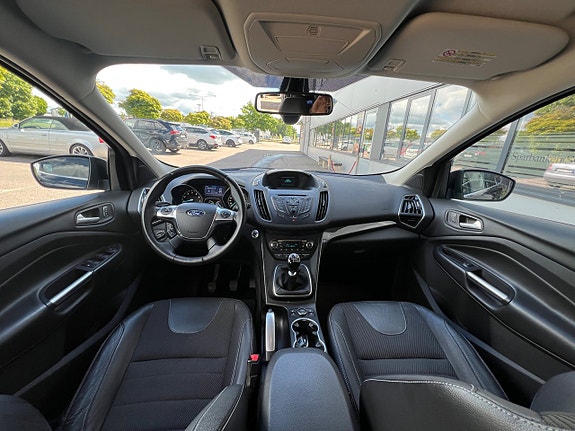 Ford Kuga 11 of 27