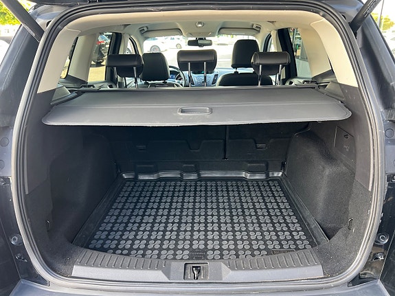 Ford Kuga 16 of 27